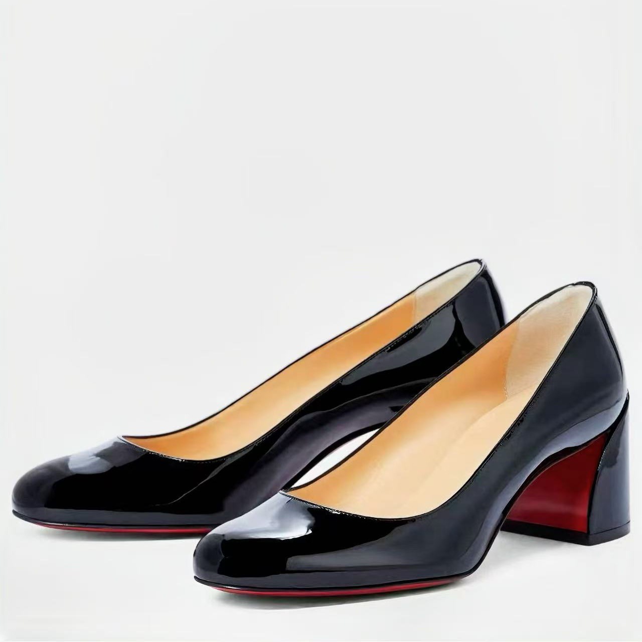 Patent Leather Pump - Damen Lacklederpumps mit Rundem Zeh und
