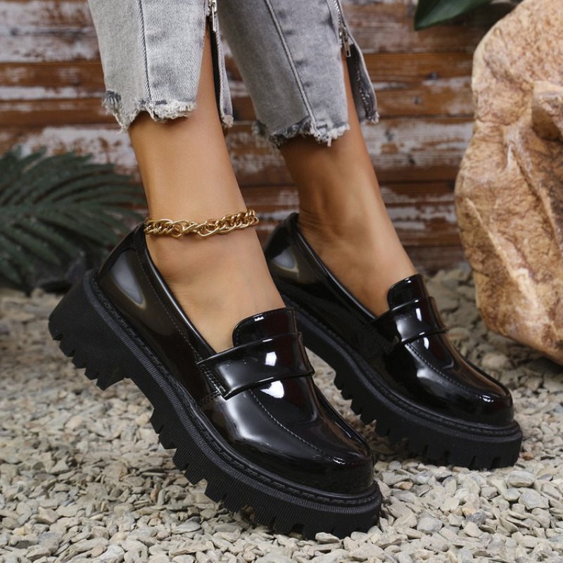Patent Leder Med Heel Loafers  – Patent Leather Pump Bewertung und Preis