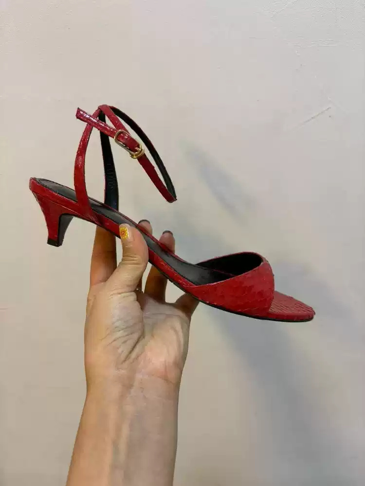 Damen Rote Lackleder-Sandalen  – Women'S Shoes Crocs Bewertung und Preis